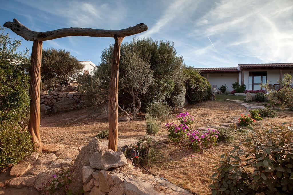 アリエントゥ Agriturismo Nuraghe Tuttusoniヴィラ エクステリア 写真